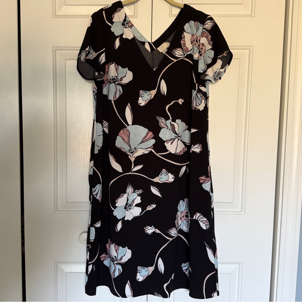 Target Sheath Dress – Black Floral Minimalist Shift Style – Size M